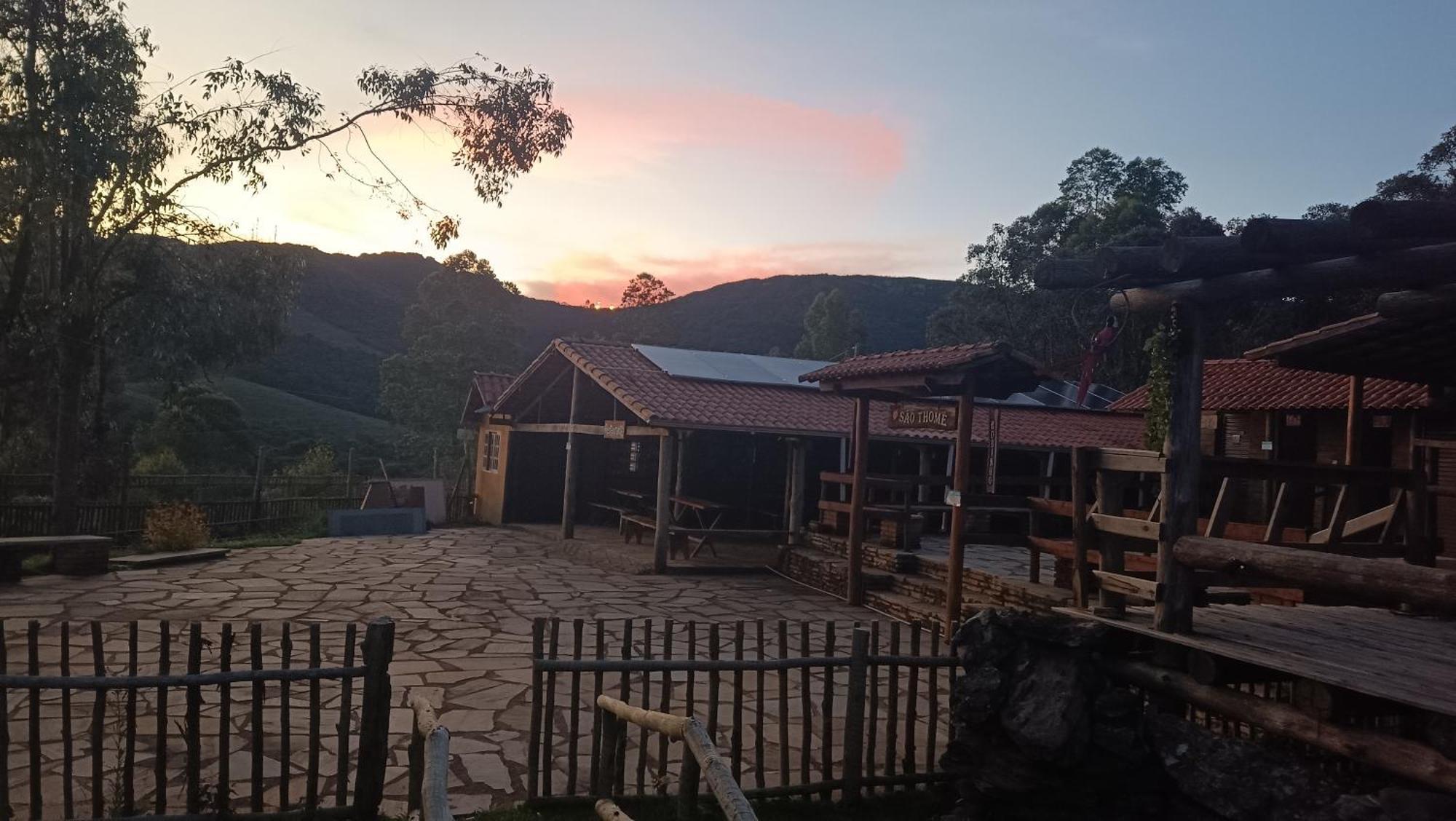 Chales E Camping Do Robinho 1 Sao Tome das Letras Ngoại thất bức ảnh